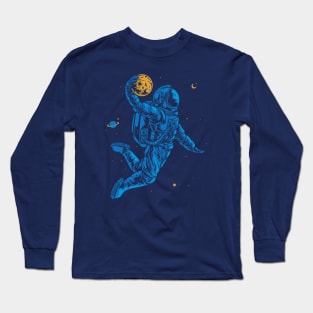 Basketball Astronaut Dunking a Meteor Long Sleeve T-Shirt